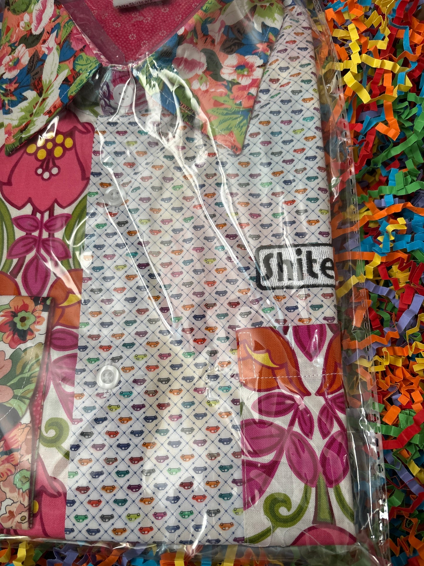 Shite Shirts Medium Shirt size Medium the florist shirt