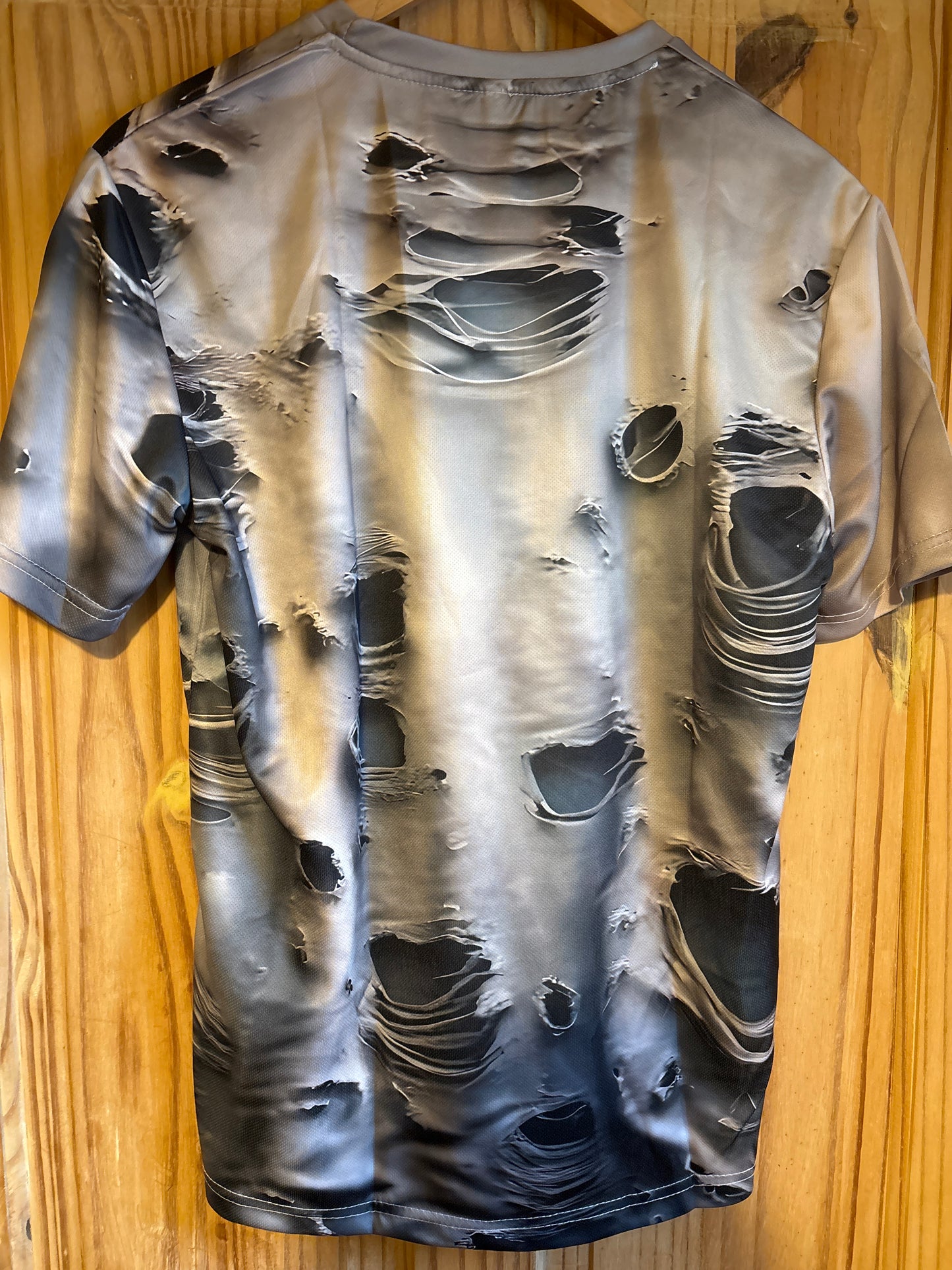 Time for a new shirt? 3D shite t-Shirt