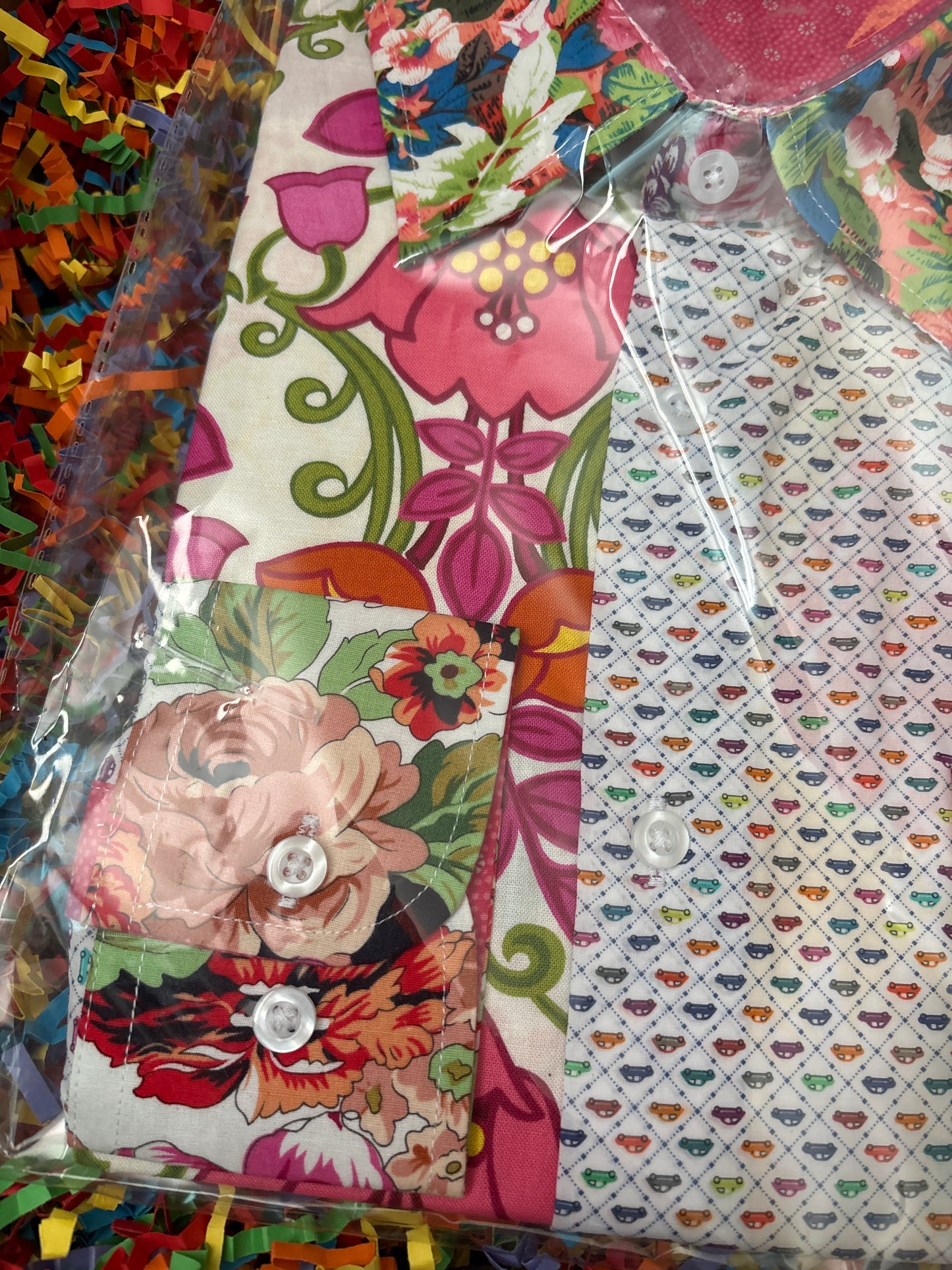 Shite Shirts Medium Shirt size Medium the florist shirt