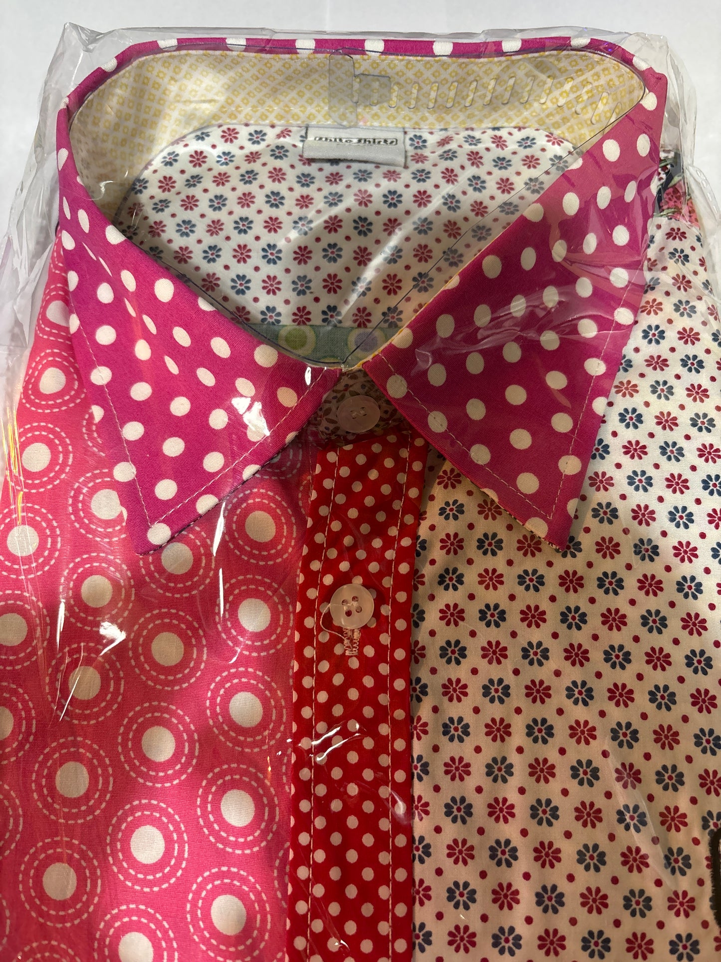 Shite Shirts stag Shirt size 2XL pretty and pink unique design
