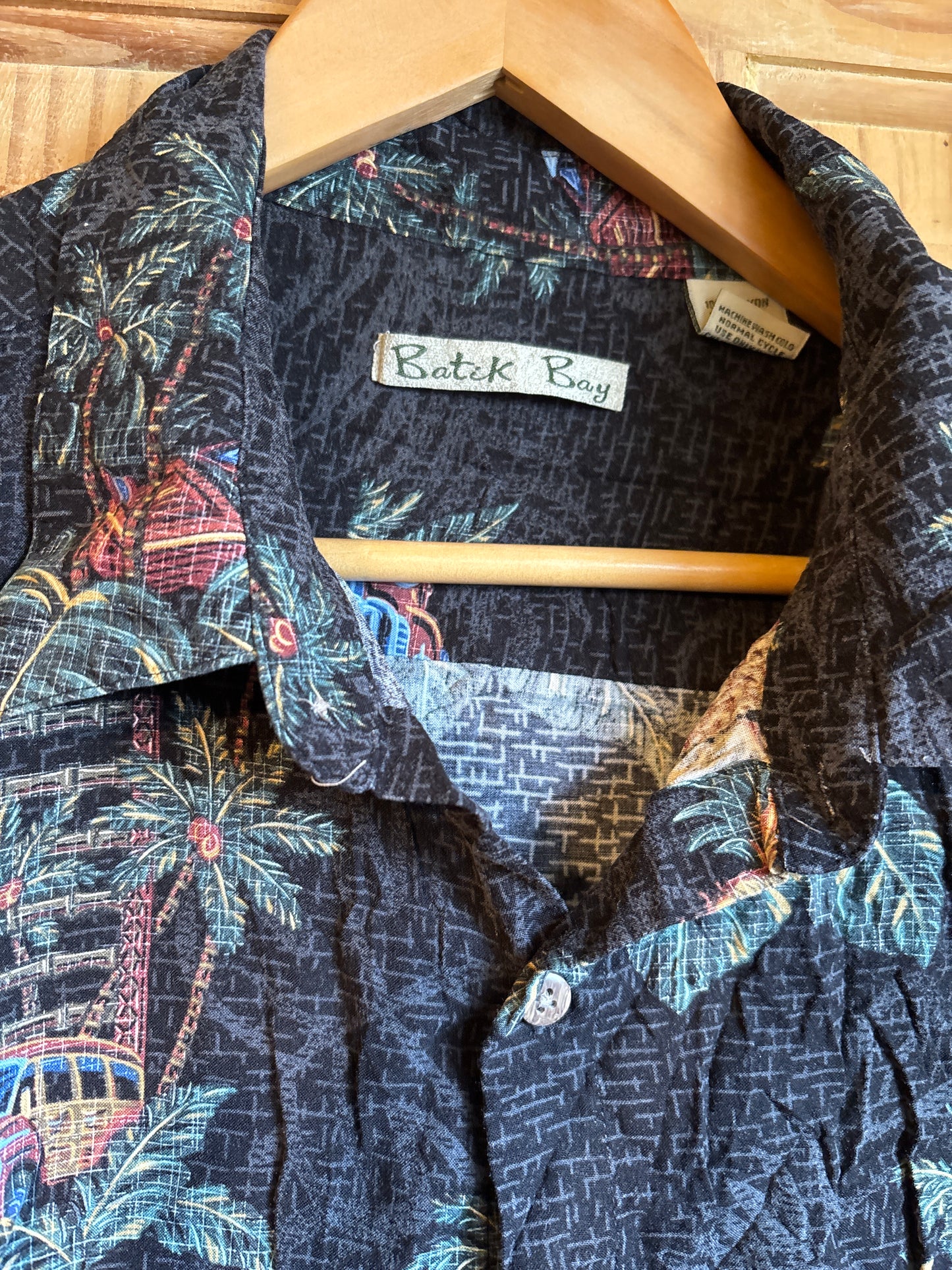 Pre Worn 2XL batik bay Hawaiian shirt the chill out design