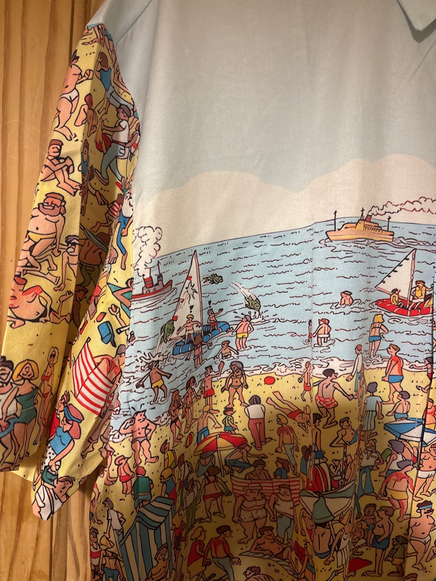 Where’s wally day at the beach Hawaiian shite Shirt