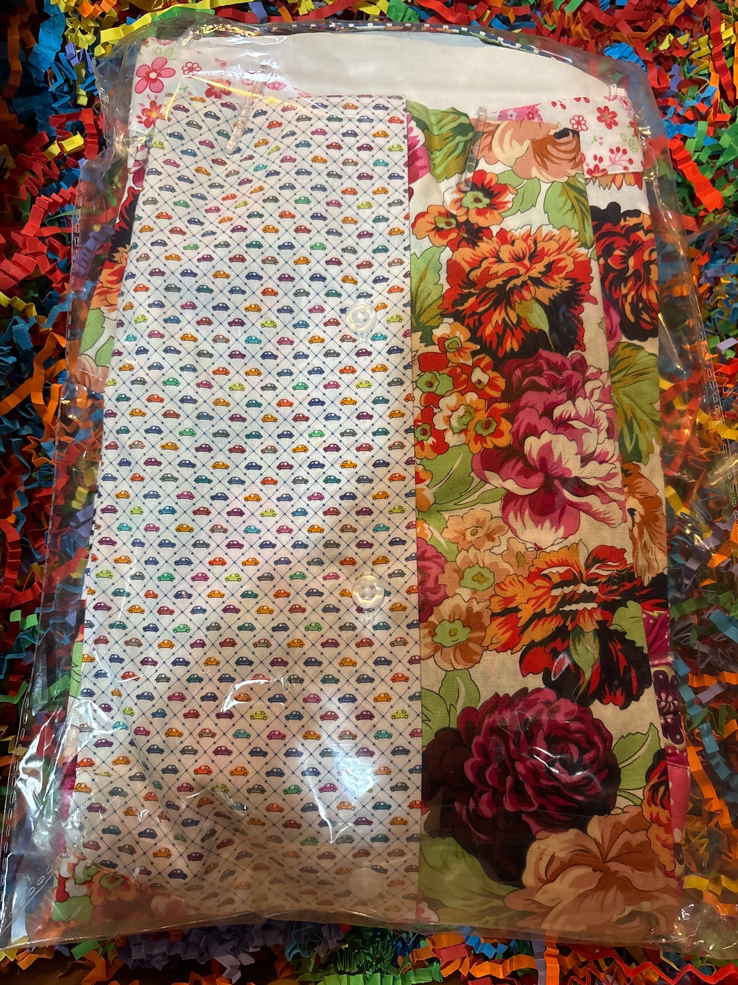 Shite Shirts Medium Shirt size Medium the upside down car