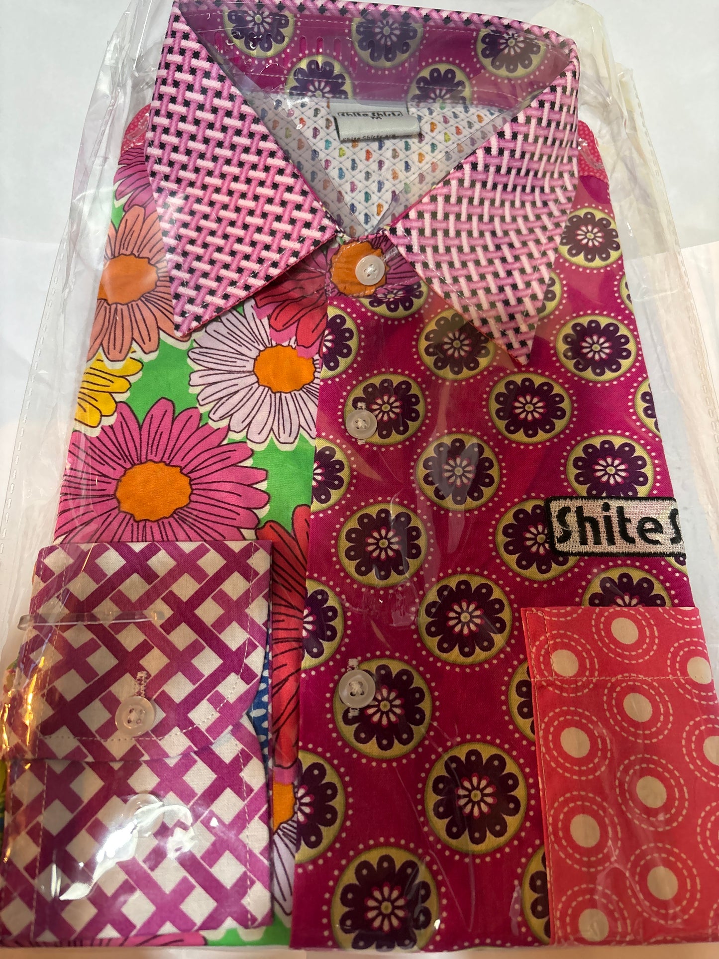 Shite Shirts Medium Shirt size Medium Design 5