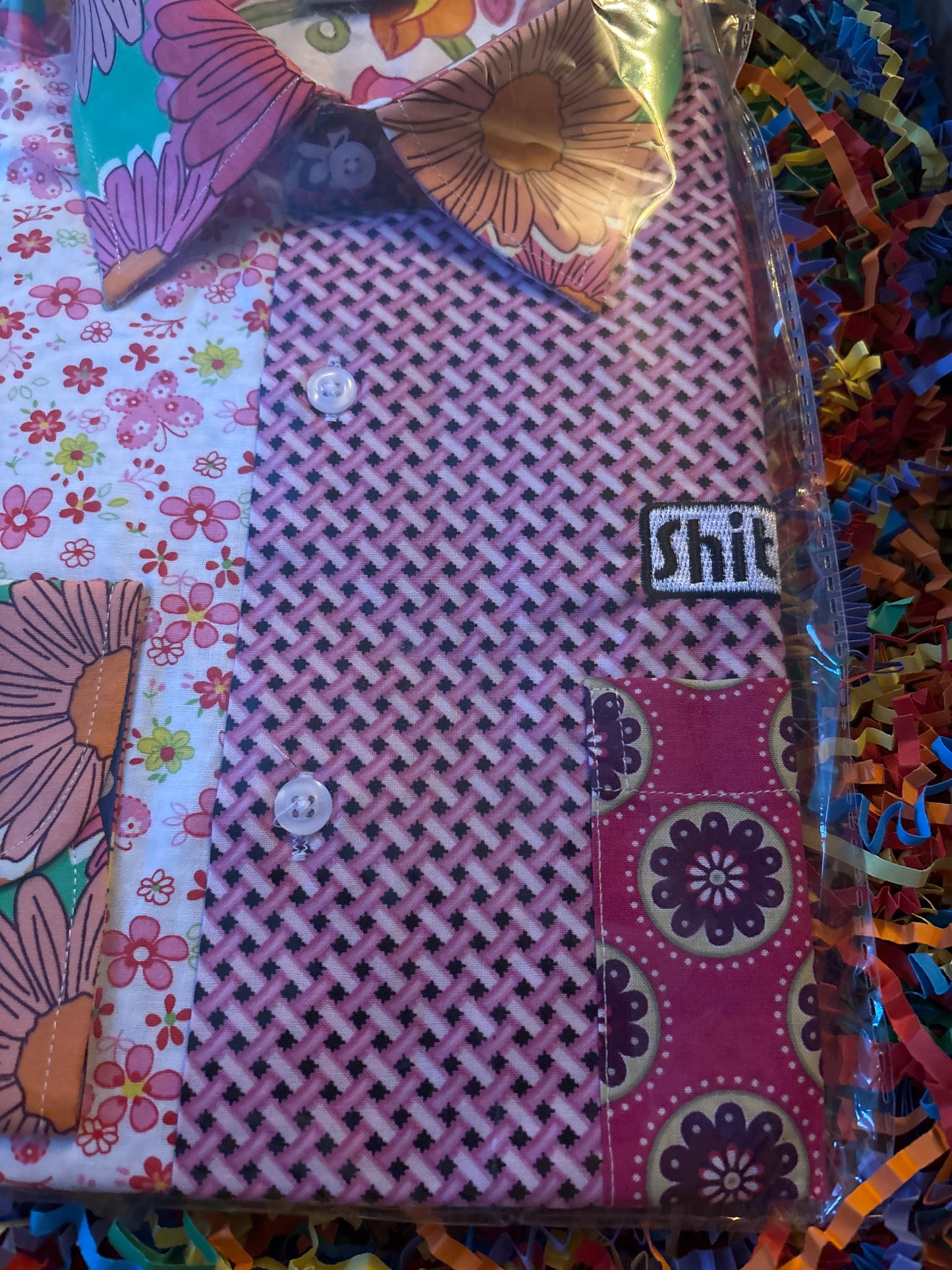 Shite Shirts Medium Shirt size Medium petrol station flowers shirt