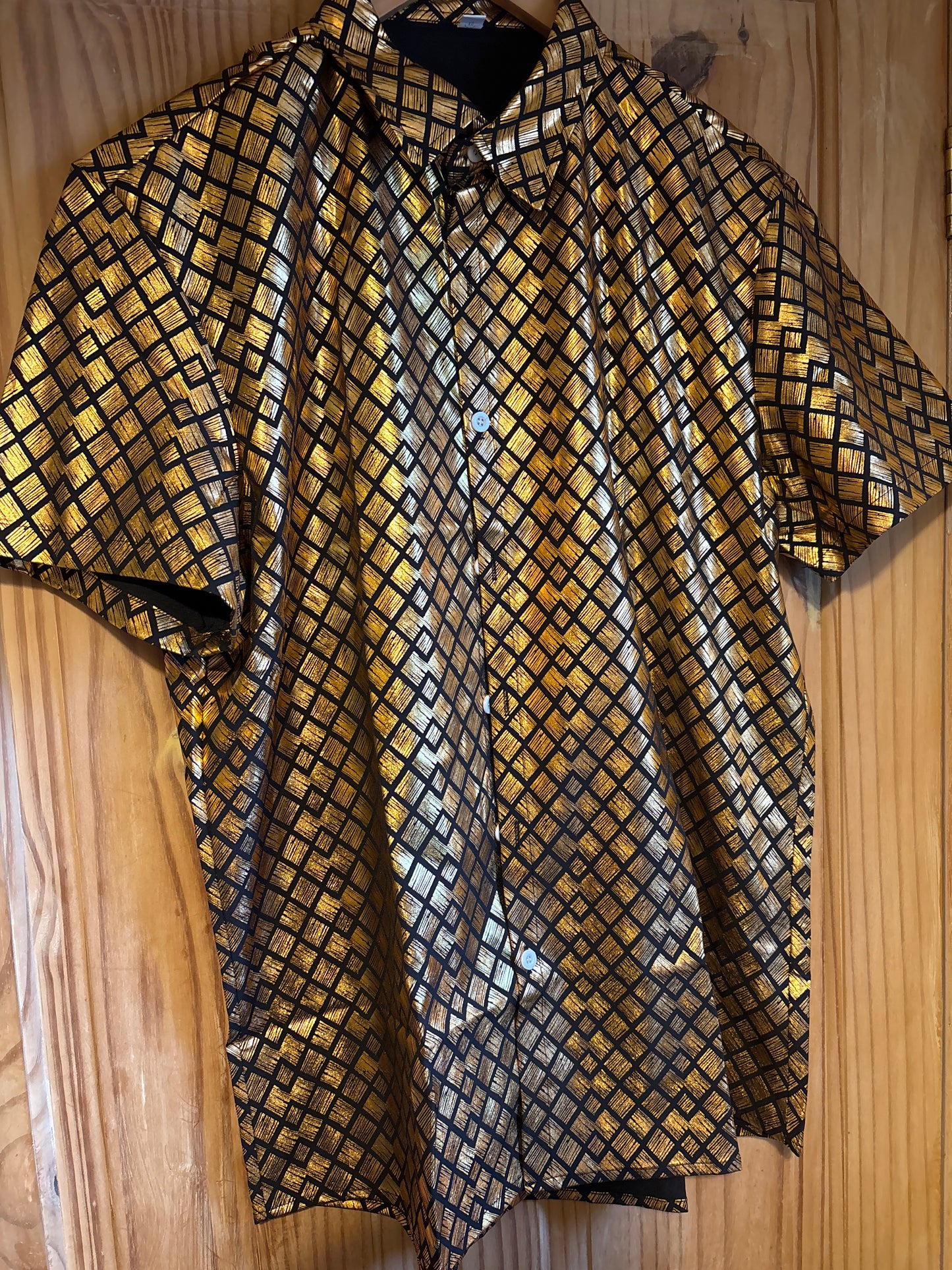 Willy wonkas golden ticket gold foil shite original party Shirt large