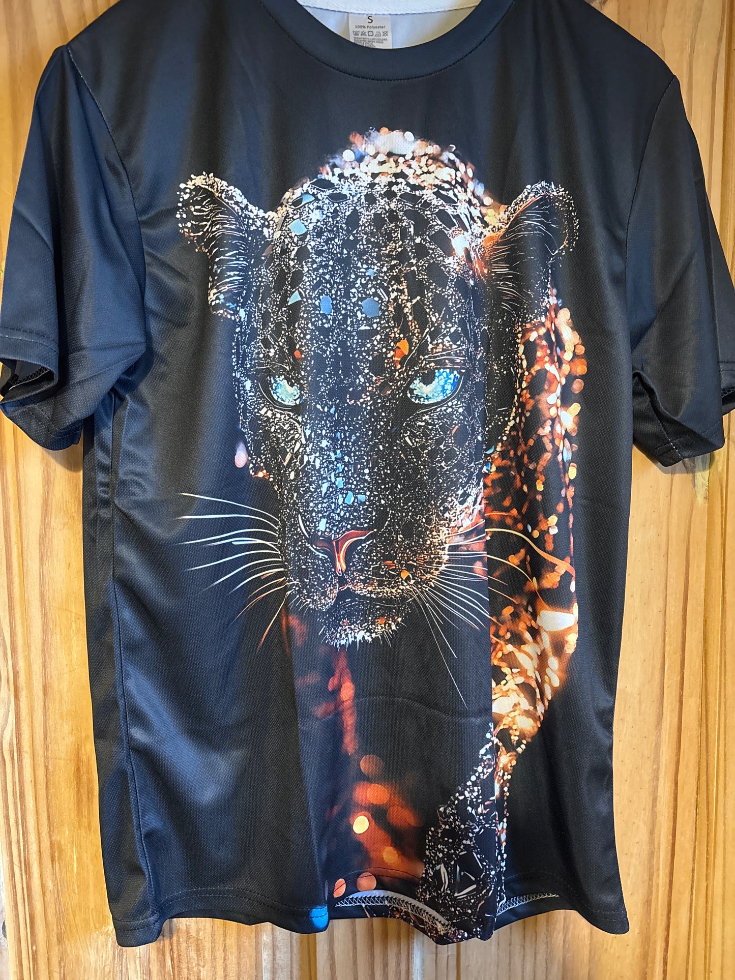 Anyone seen a panther 3D shite t-Shirt