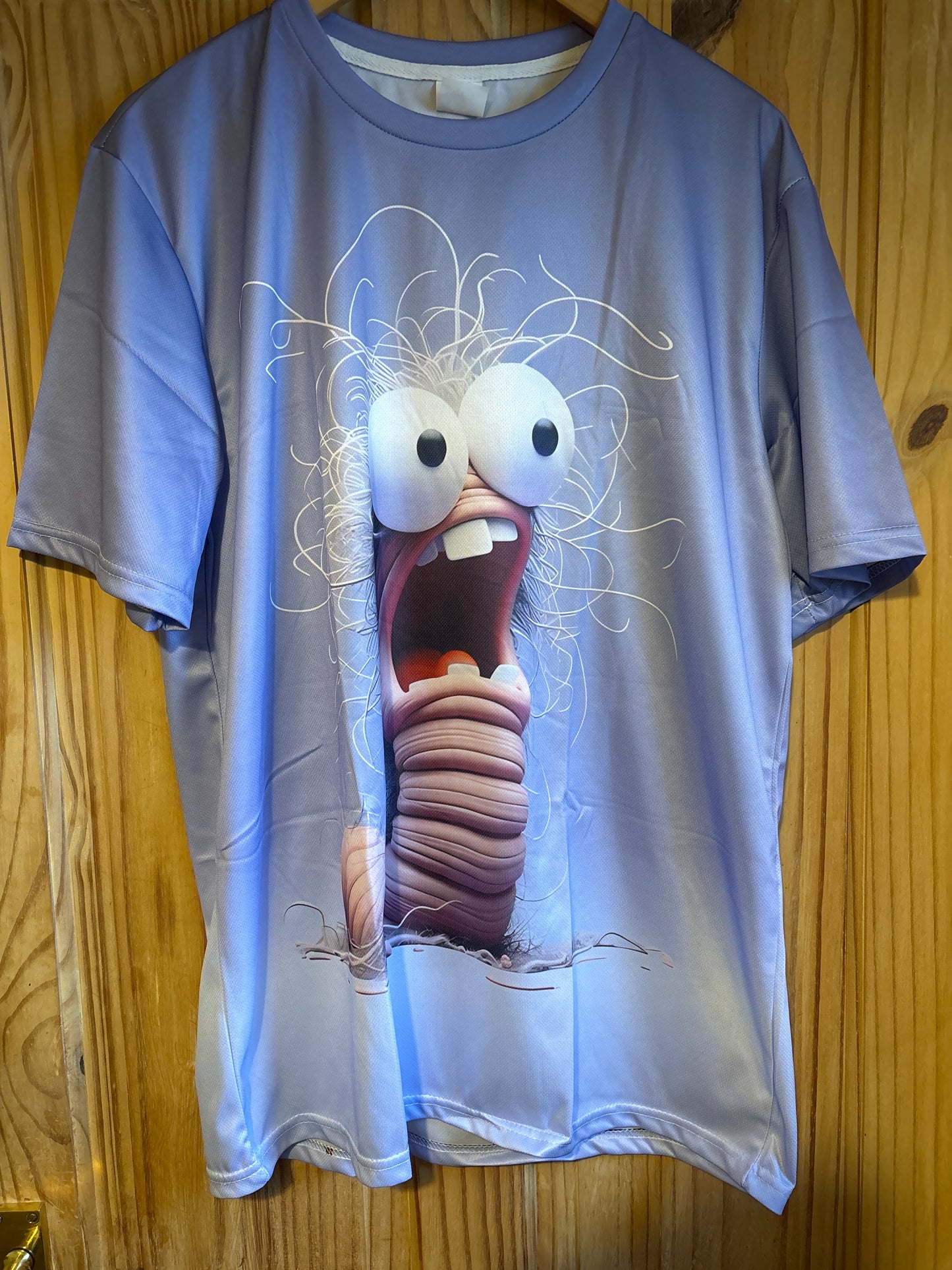 Angry worm man shite t-Shirt