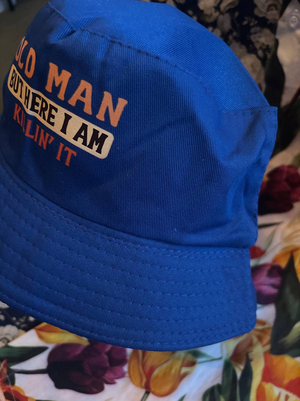 old man but here I am shit retro Bucket Hat
