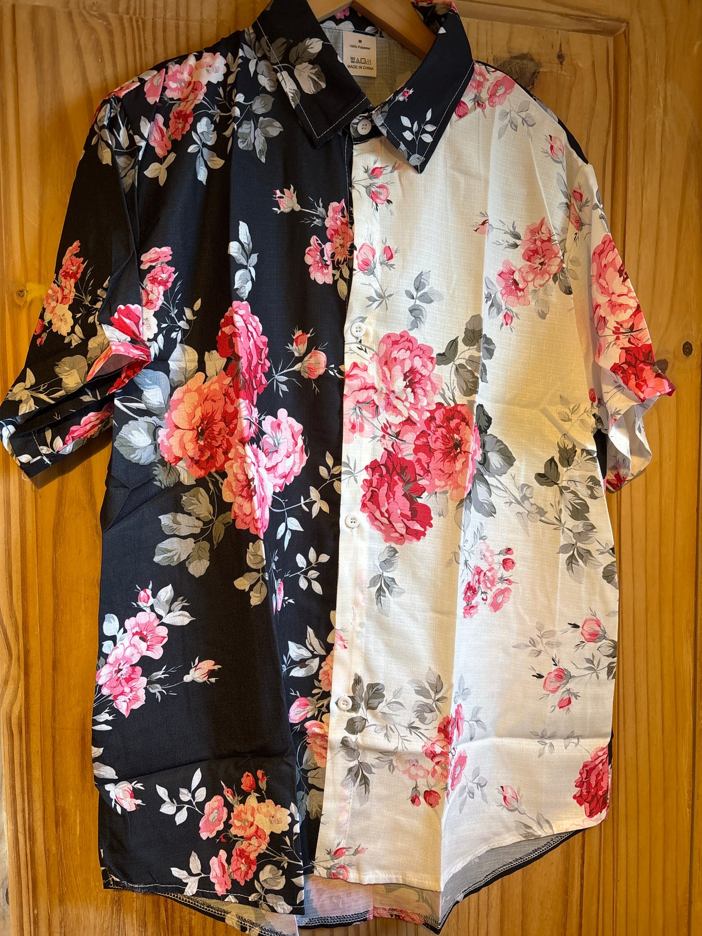 La chemise hawaïenne « explosion florale »
