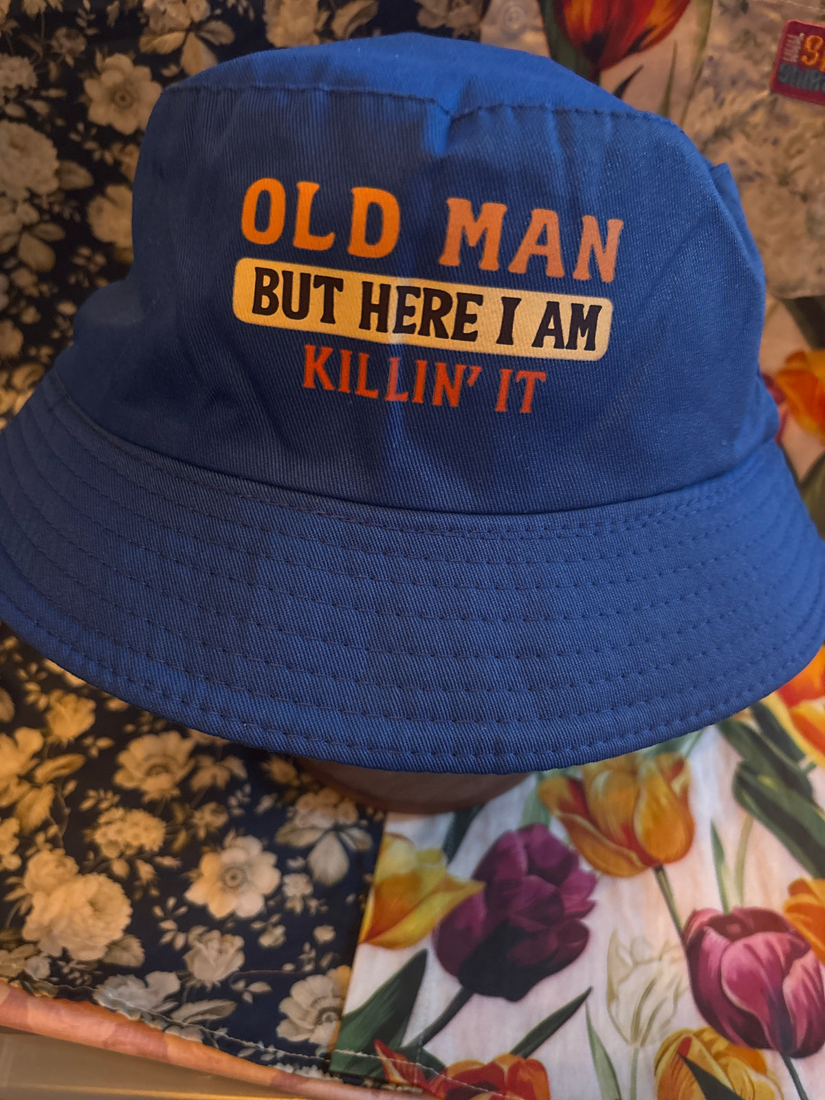 old man but here I am shit retro Bucket Hat