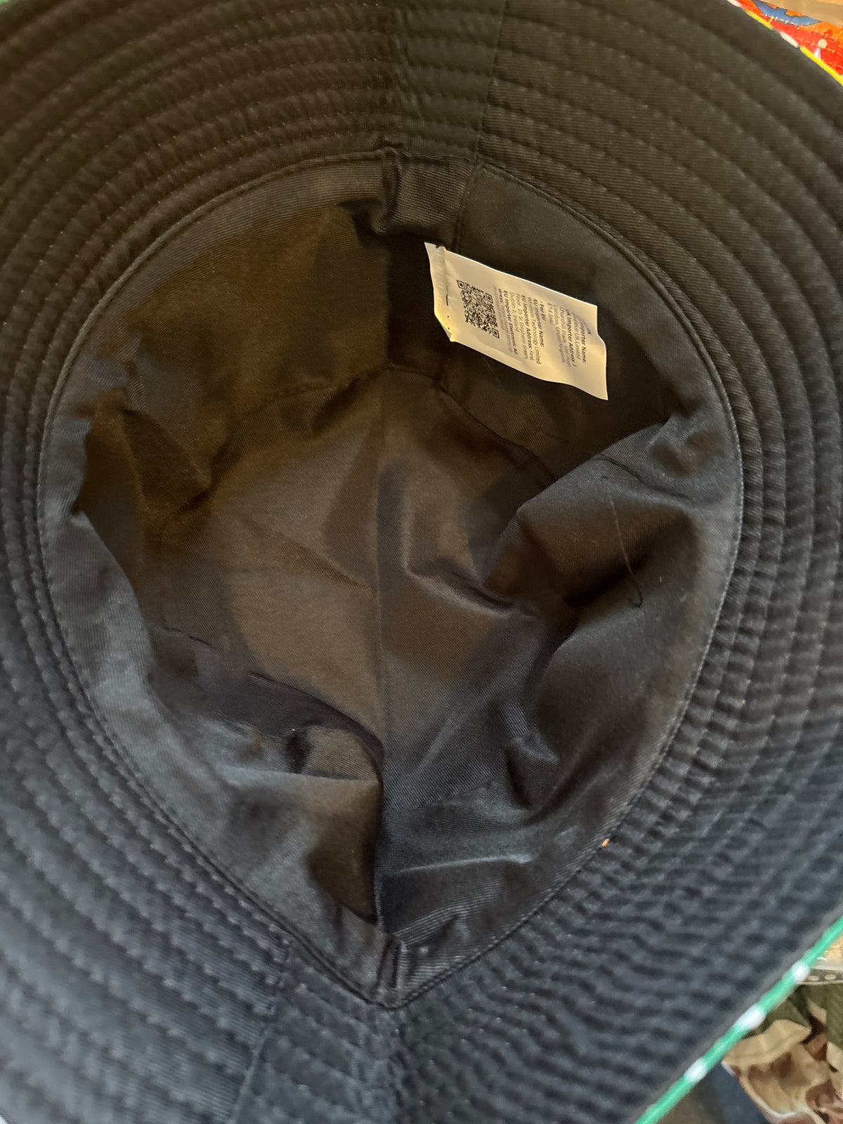 Love and Peace 70s shit retro Bucket Hat