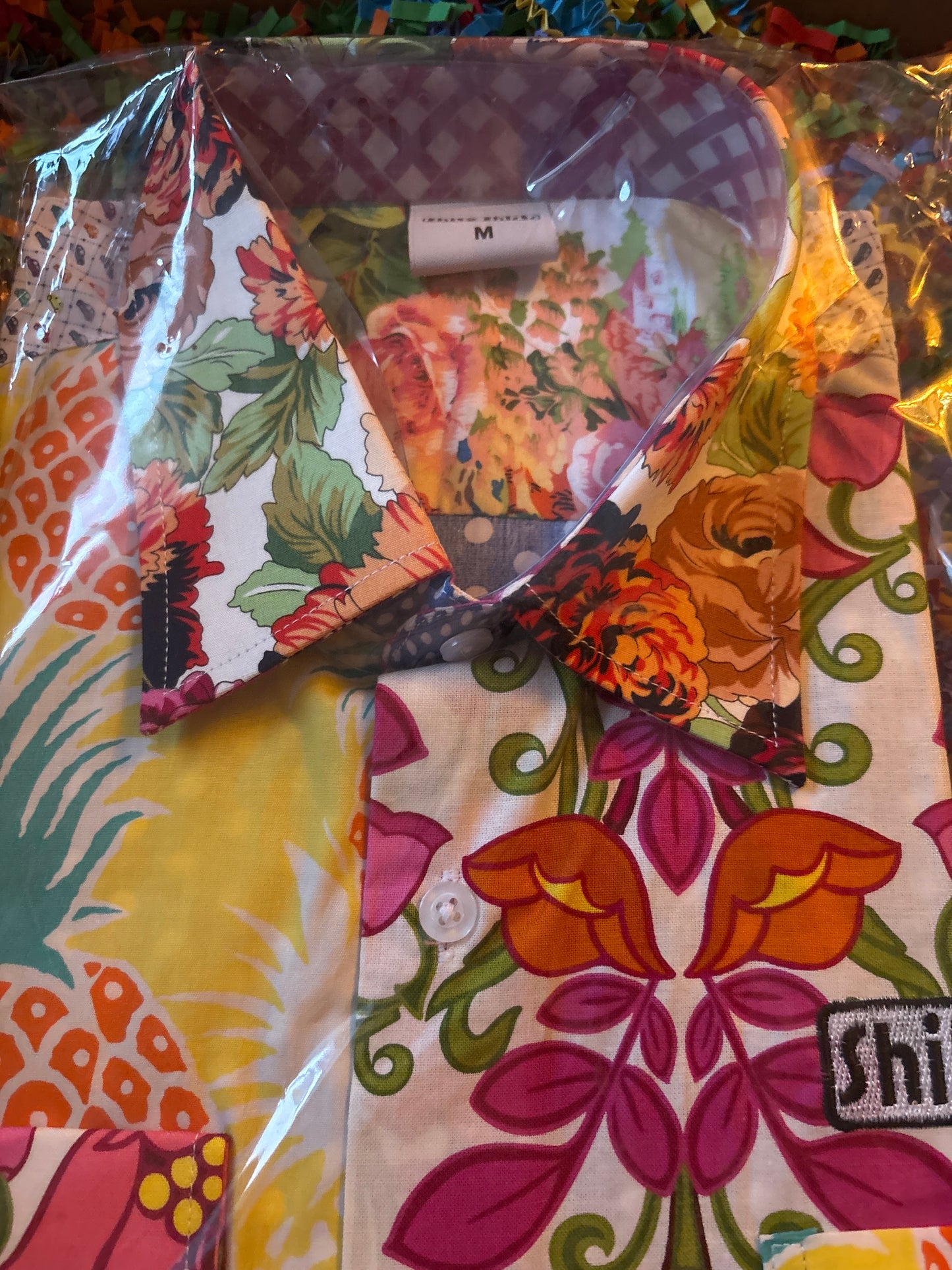 Shite Shirts Shirt size medium unique 90s stunning florals shirt