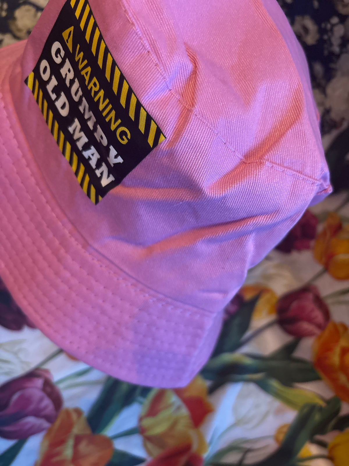 Warning grumpy old man shit retro Bucket Hat