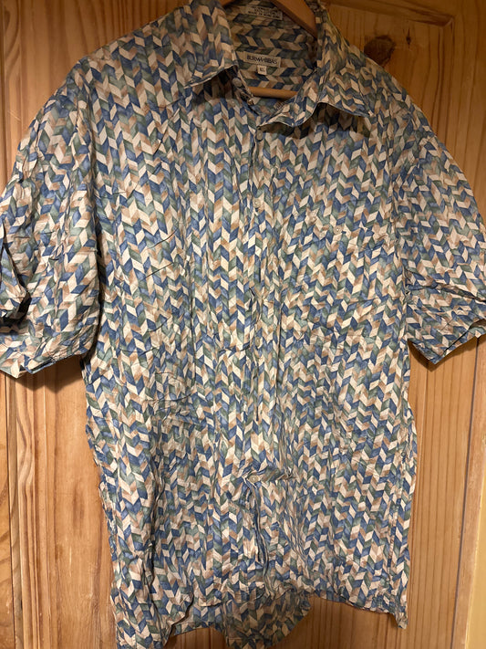Pre Worn XL burma bibas Hawaiian shirt the 90s screensaver