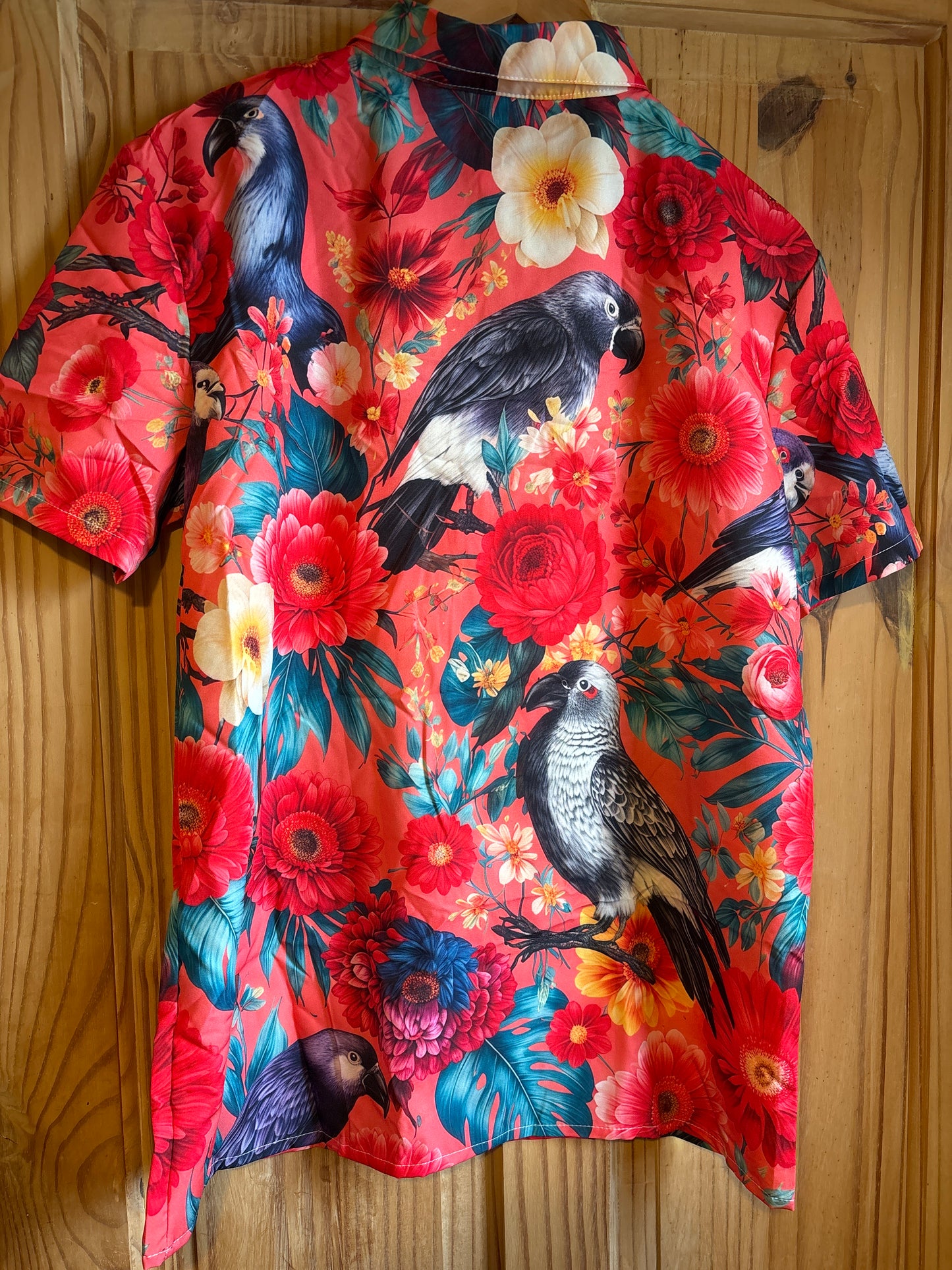 The foreign bird table shit Hawaiian Shirt