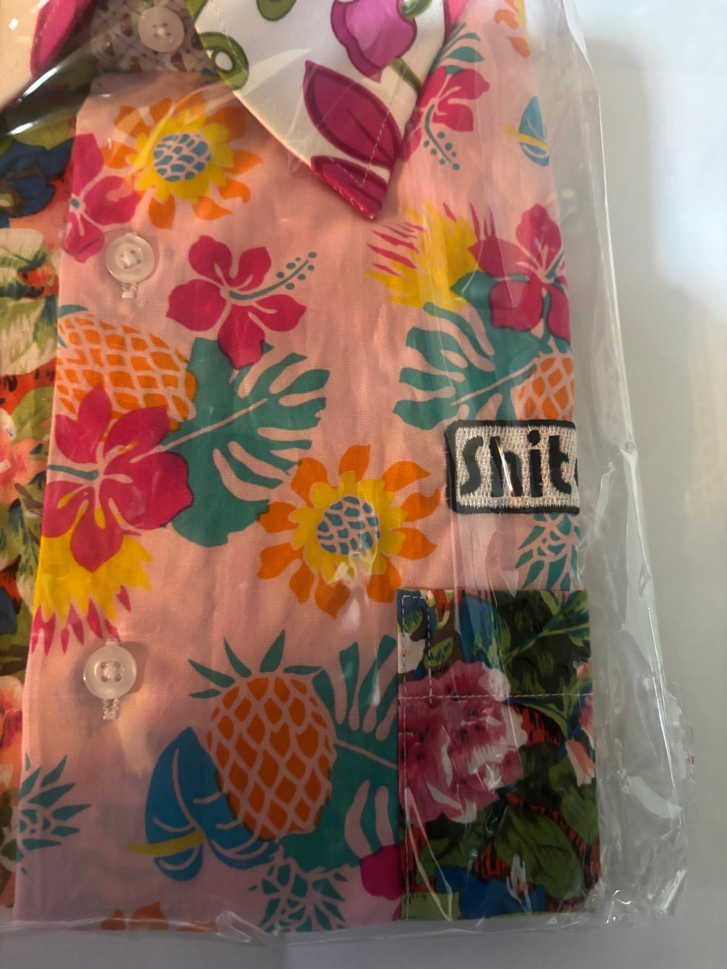 Shite Shirts Medium Shirt size XL Design 4