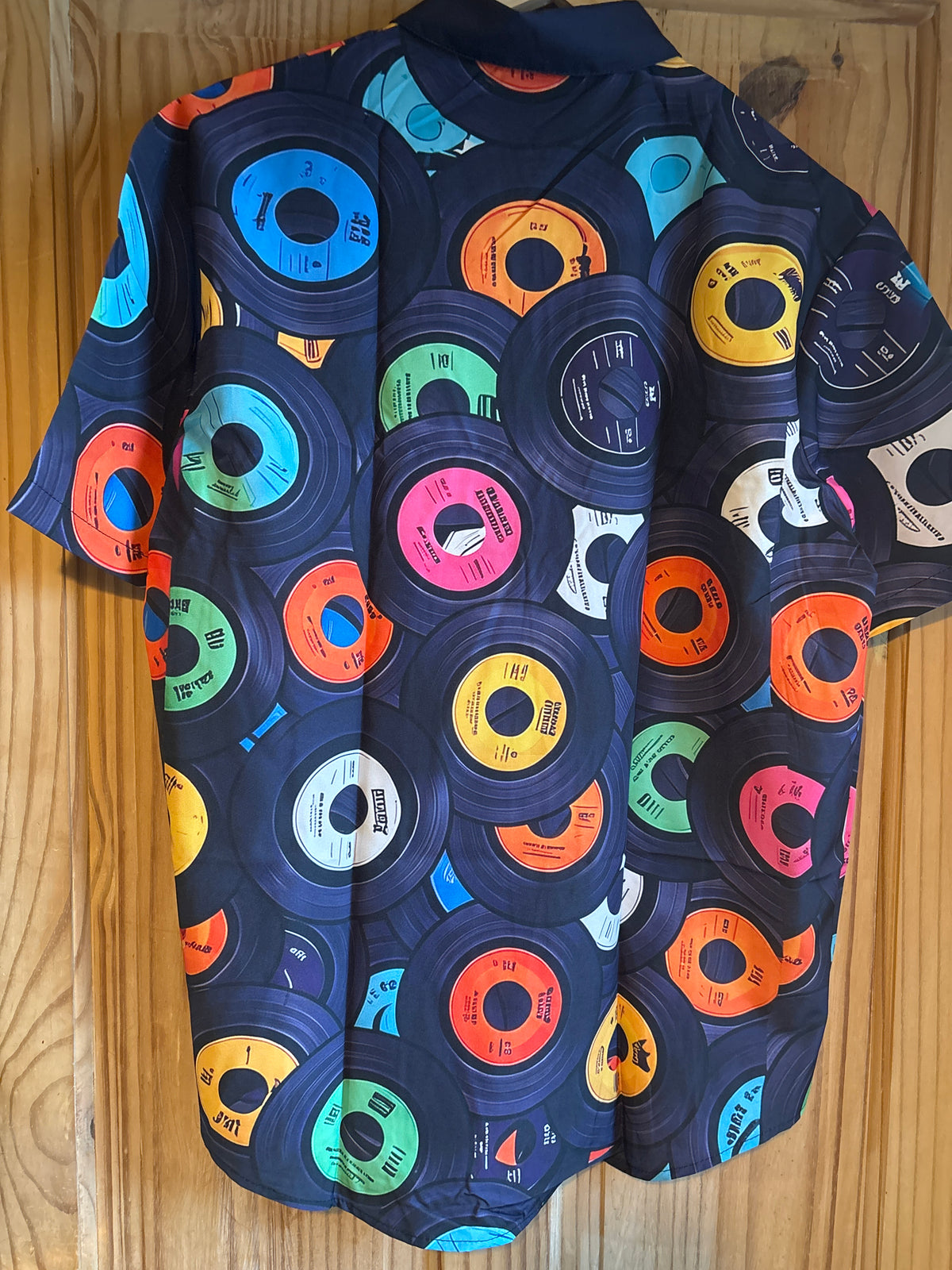 The vinyl king shite Hawaiian Shirt
