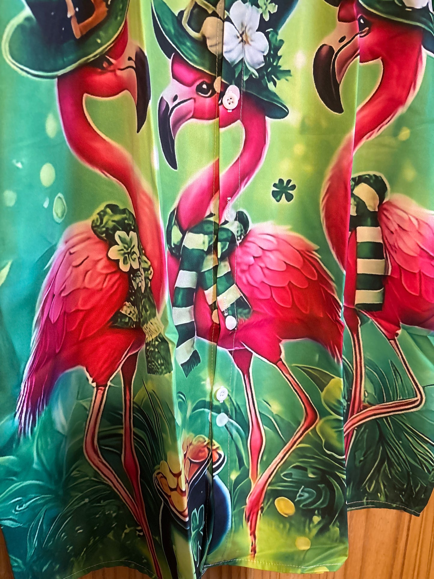 Chemise hawaïenne flamant rose merde de la Saint-Patrick