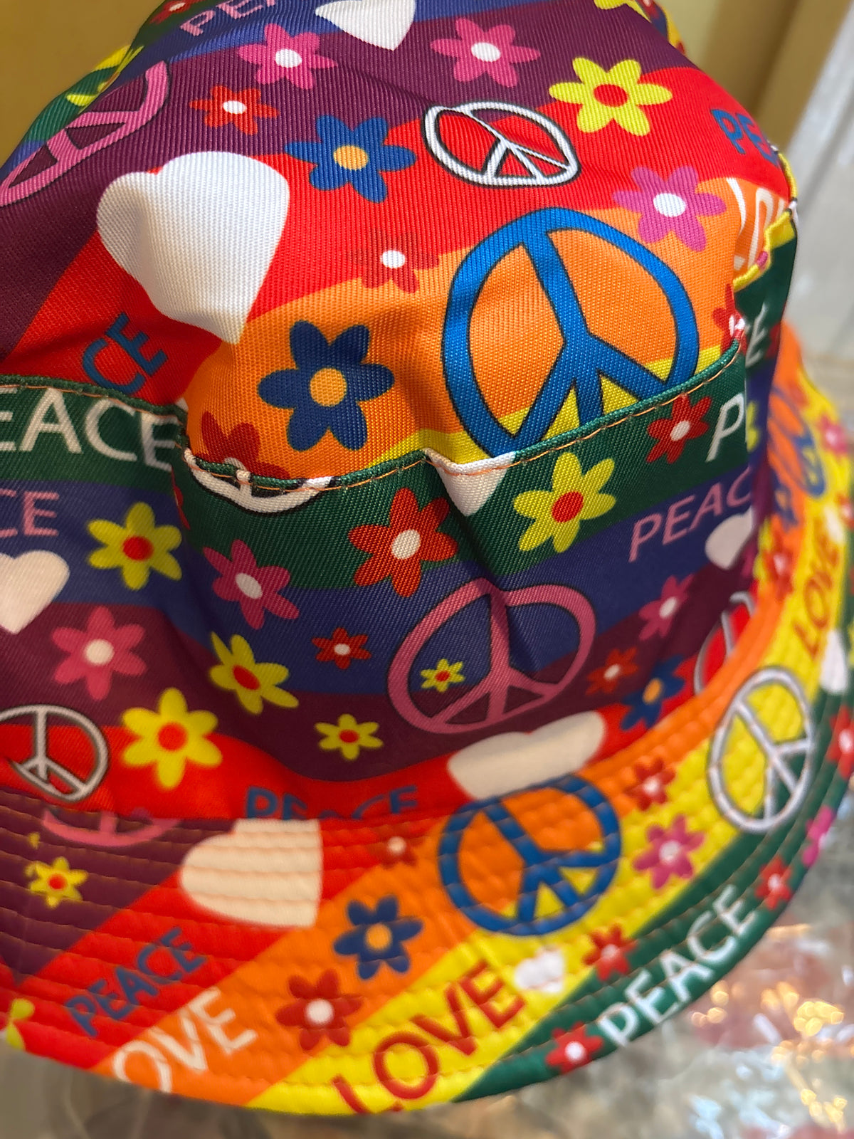 Love and Peace 70s shit retro Bucket Hat