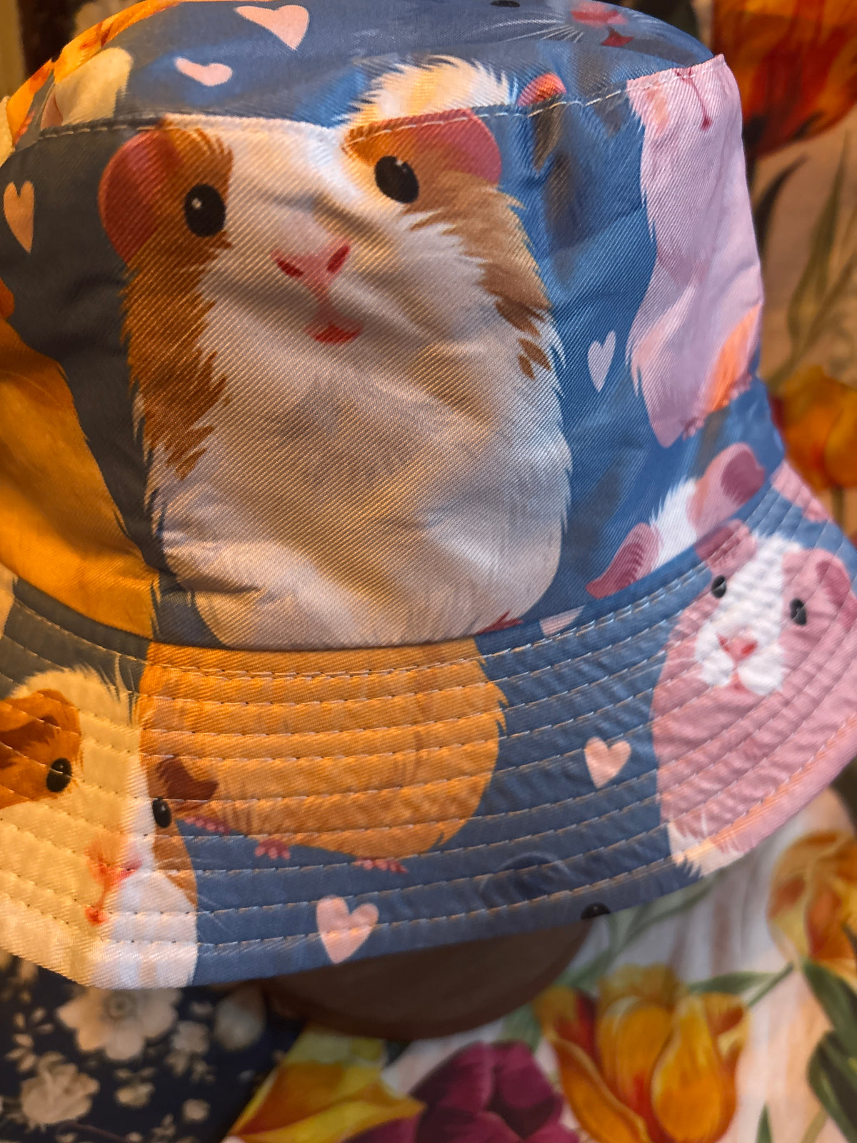 Mr Guinea pig shit retro Bucket Hat