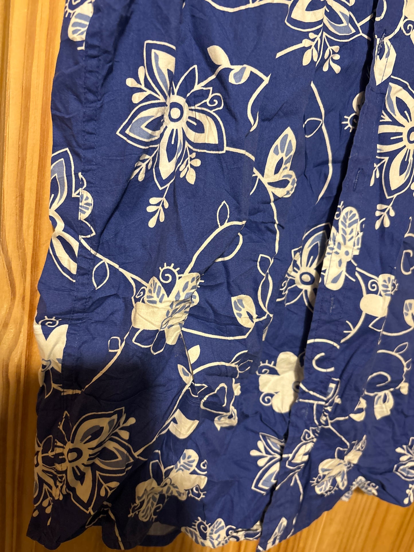 Pre Worn large courage USA Hawaiian shirt the blue cactus