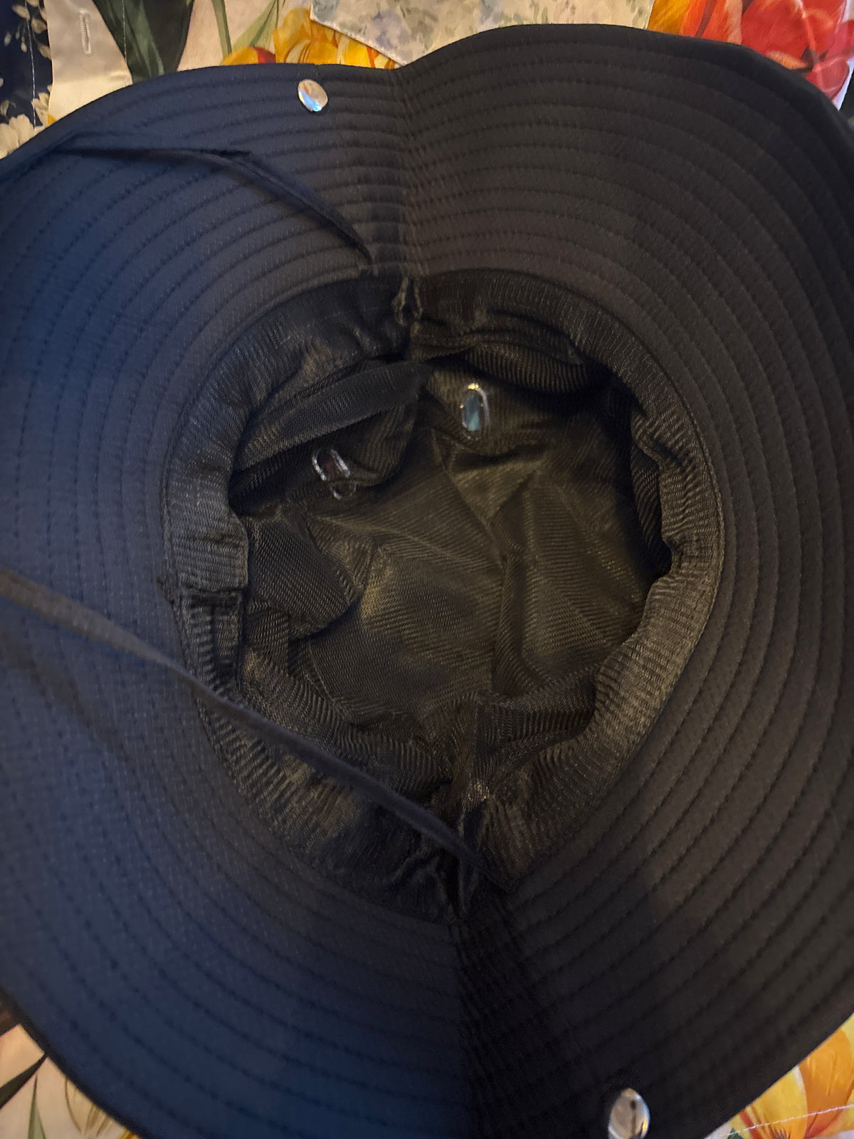 Superman in black shit retro Bucket Hat