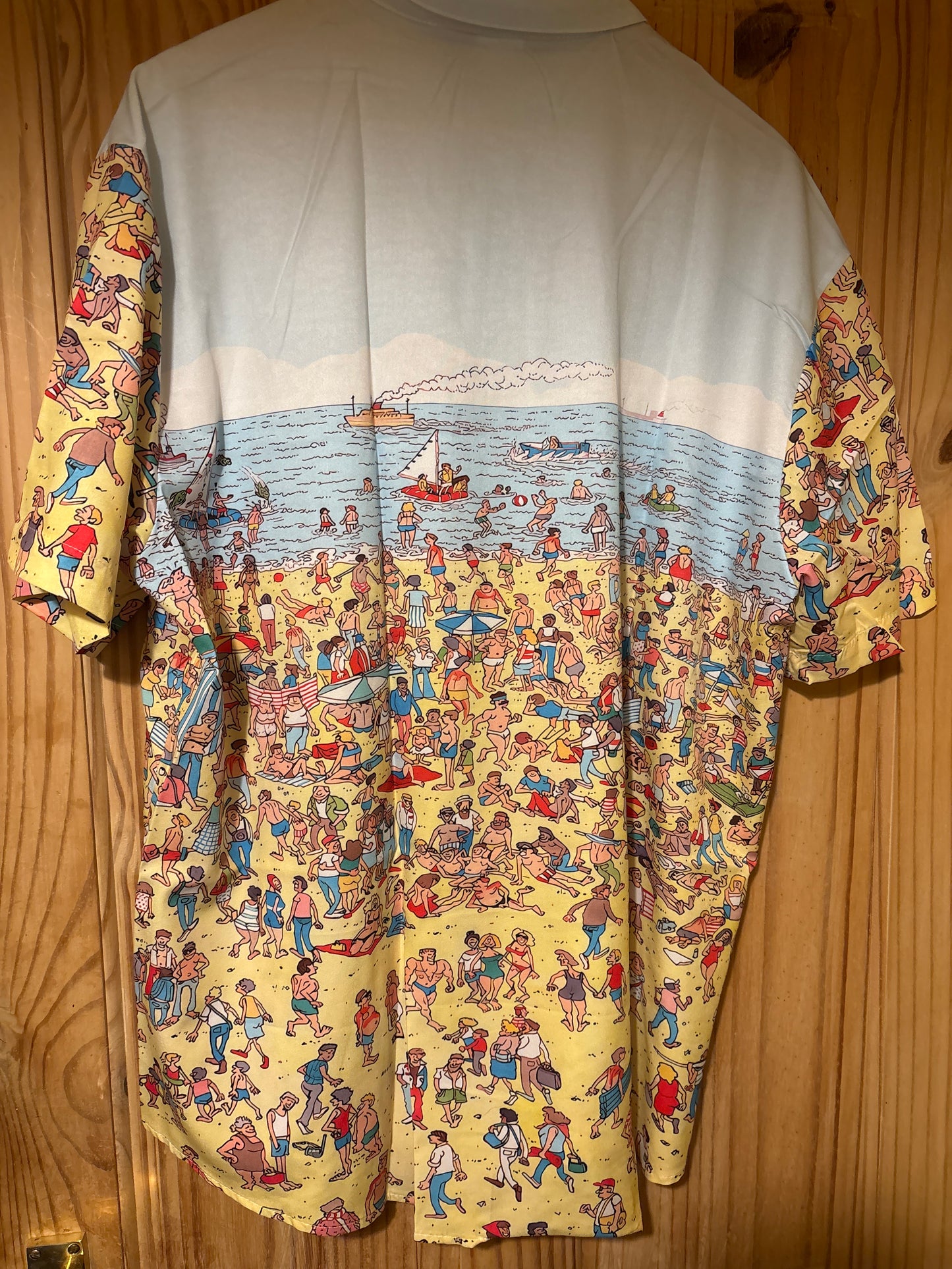 Where’s wally day at the beach Hawaiian shite Shirt