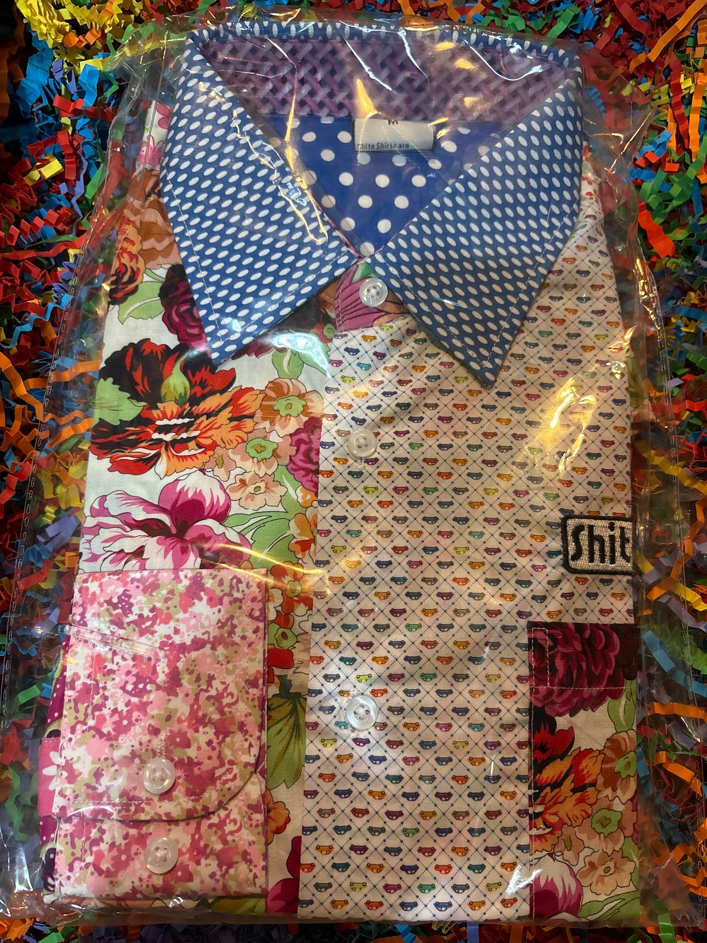 Shite Shirts Medium Shirt size Medium the upside down car