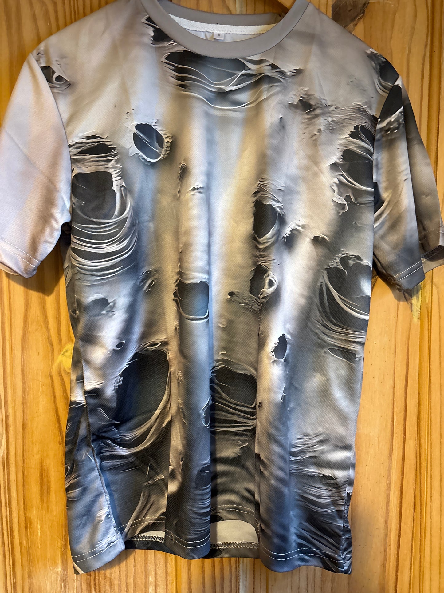 Time for a new shirt? 3D shite t-Shirt