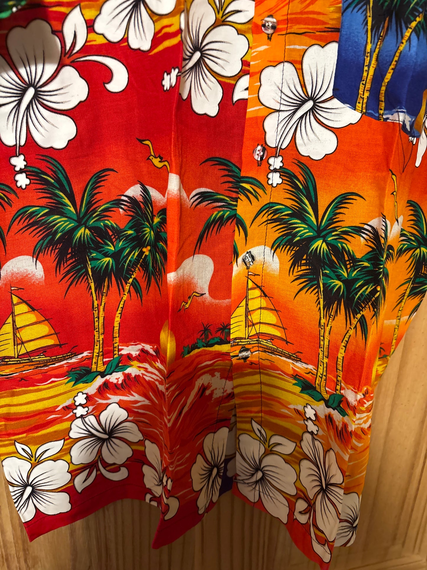 XL Palm Tree multicoloured Hawaiian floral Shirt