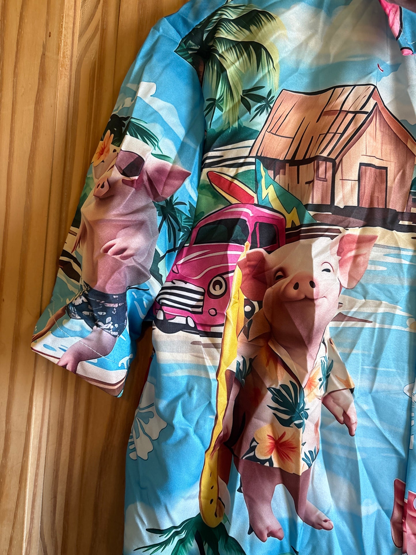 Babe pig in city holiday edition Shite Hawaiian Shirt