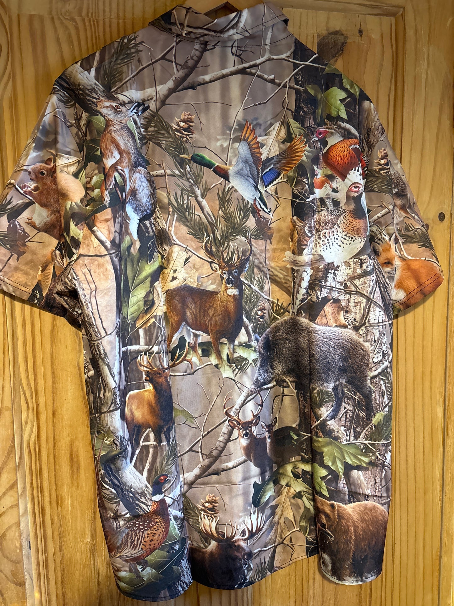 Poachers Paradise shite Hawaiian Shirt