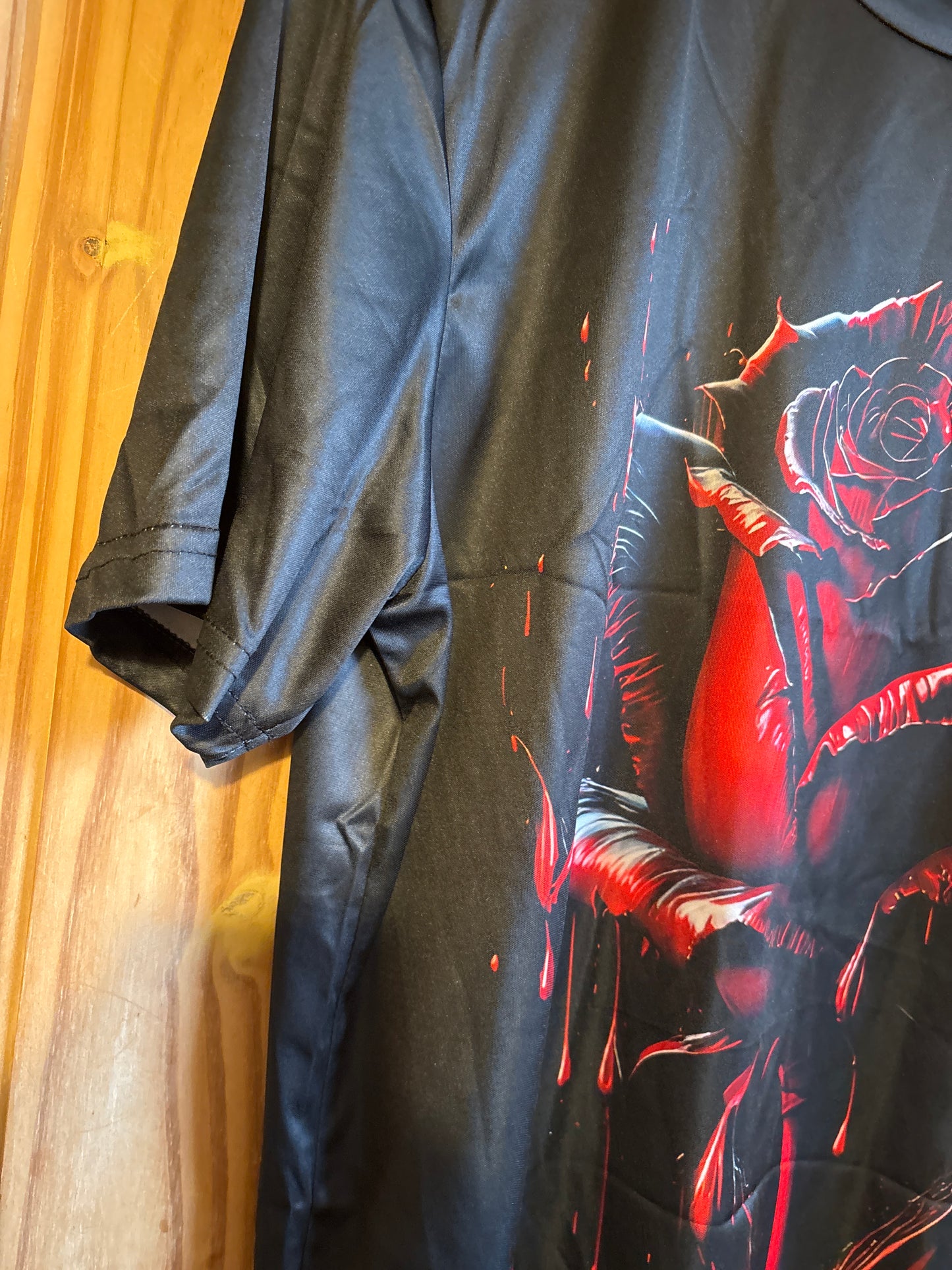 The Mary Bloody Rose shite t-Shirt