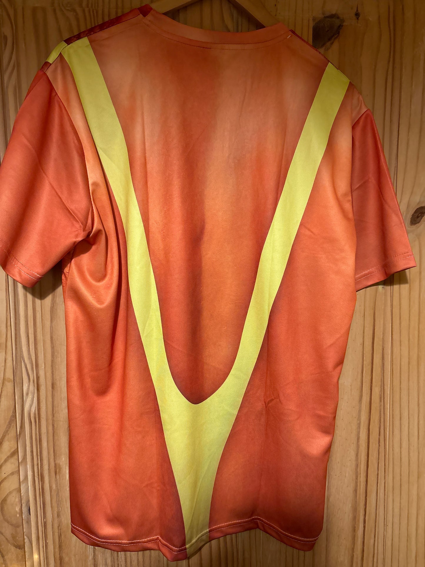 Does my cock look big in this shite t-Shirt