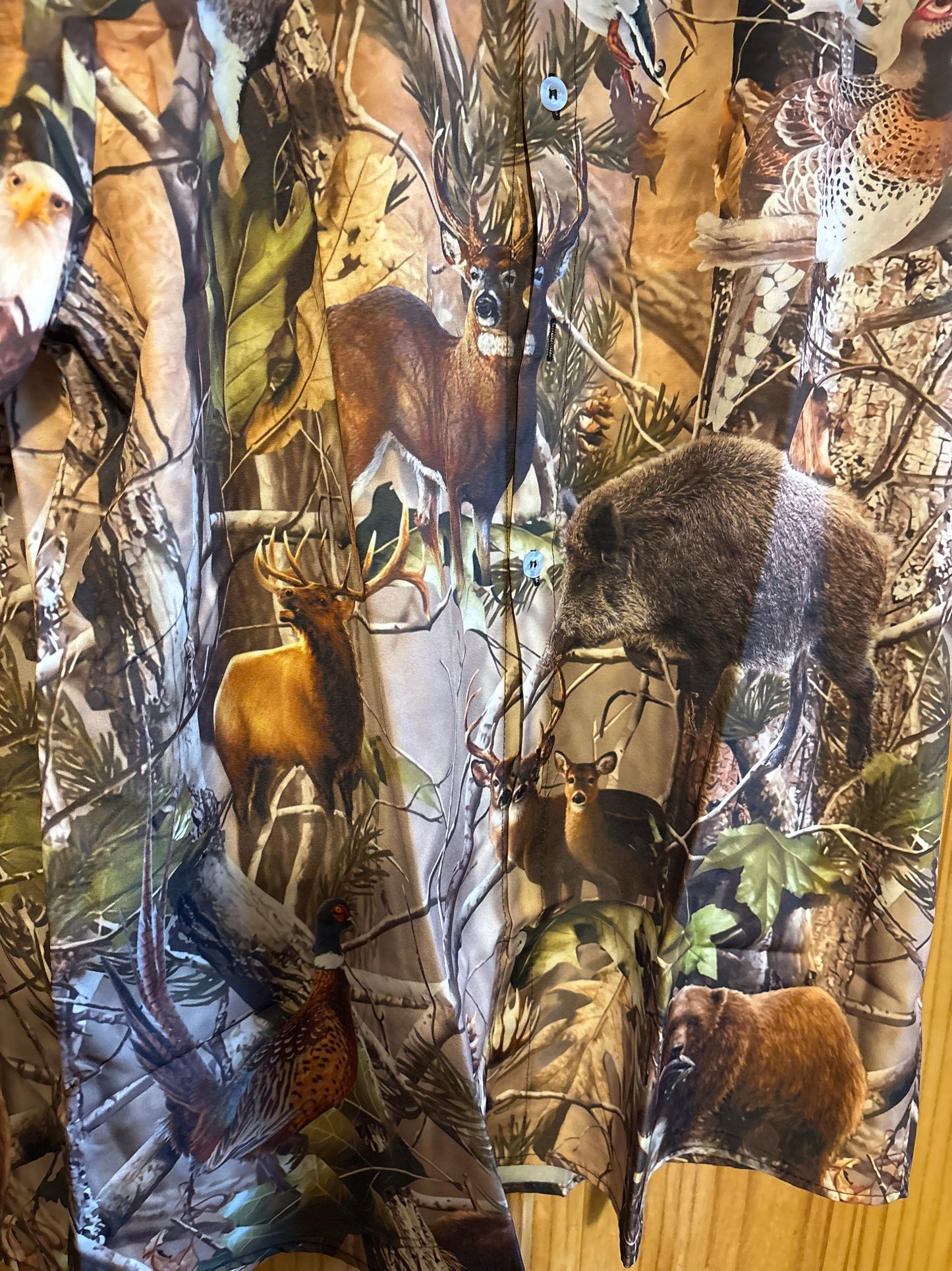 Poachers Paradise shite Hawaiian Shirt