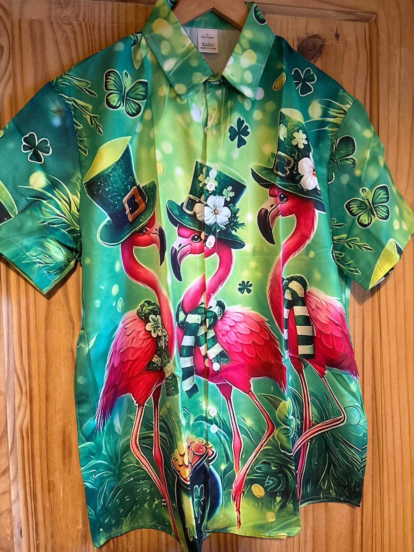 Chemise hawaïenne flamant rose merde de la Saint-Patrick