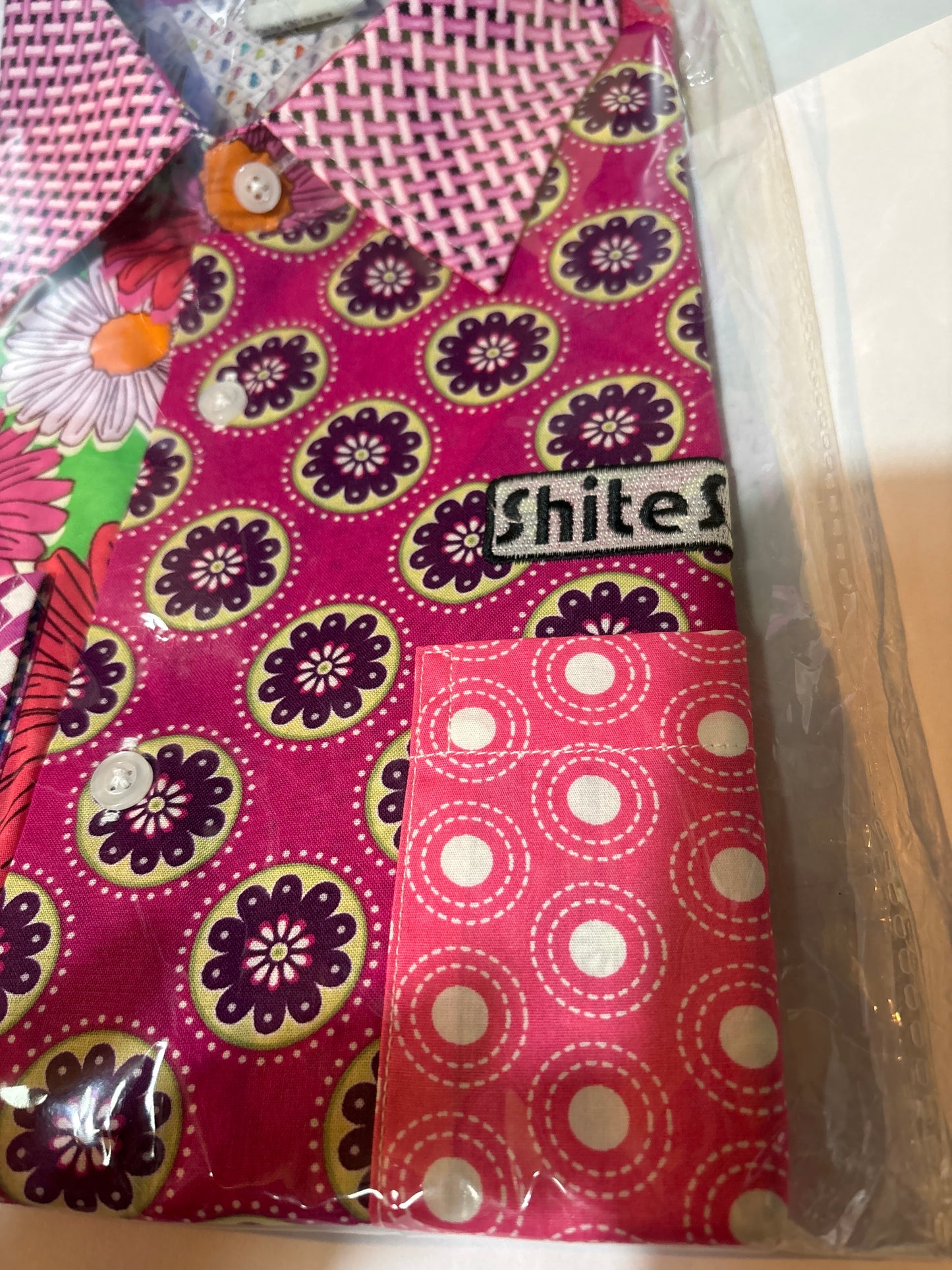 Shite Shirts Medium Shirt size Medium Design 5