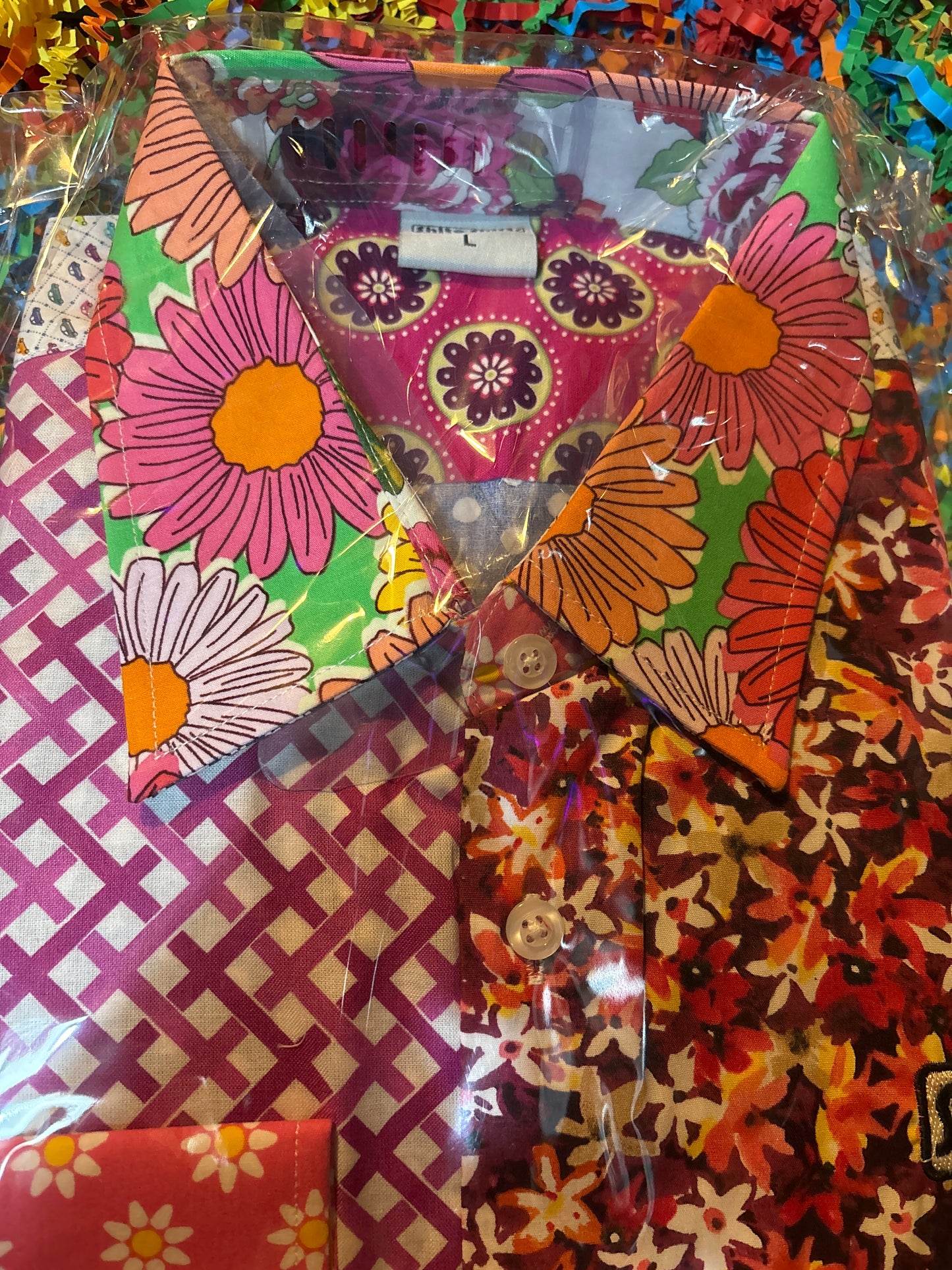 Shite Shirts Shirt size Large Classic 60s retro design