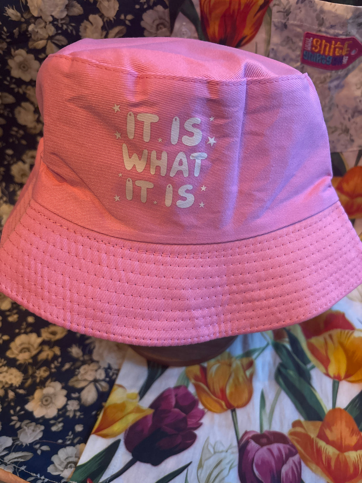 It is what it is shit retro Bucket Hat